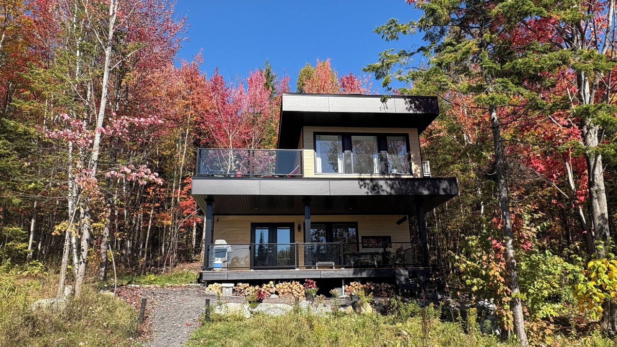 Adstock Ski Chalet | Montchaletescapad Mont Adstock