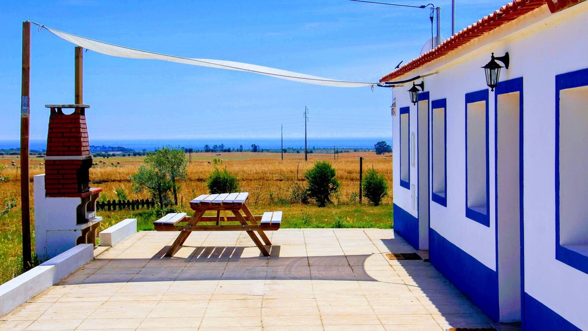Porto Covo Cottage | Monte Costa Luz- Country house near Pessegueiro Island
