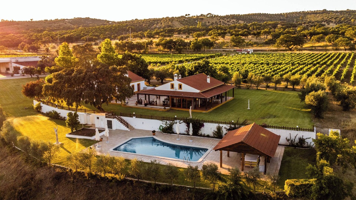 Montargil House | MONTE DA RAPOSINHA Wine Tourism, Montargil