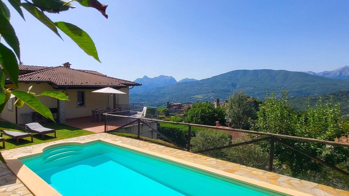Castiglione di Garfagnana Villa | Montepigoli, private pool, stunning views, walk to restaurants/village,WIFI!