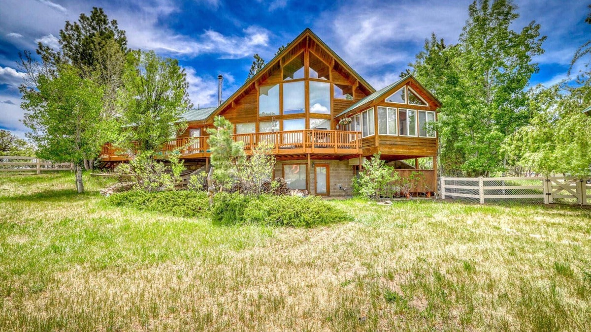 Pagosa Highlands House | Monte Vista Retreat: Pet-Friendly, Private Hot Tub, Game Loft, Fenced Yard, Stunning Mountain Views!