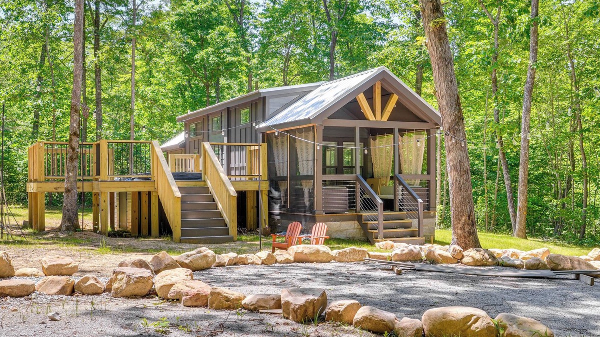 Monteagle Cabin | Monteagle Cabin w/Swim Spa, Sauna & Fire Pit!