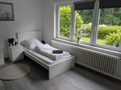 Brunsbuttel Apartment | Monteurhaus Westertweute mit Wintergarten