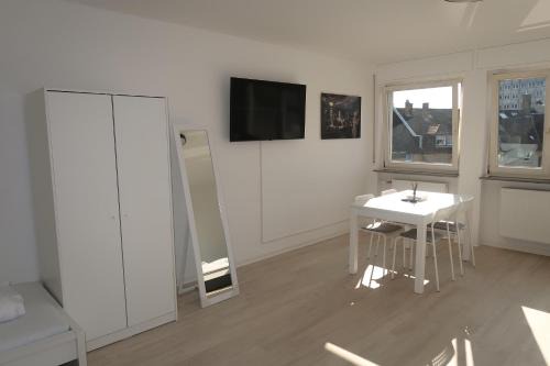 Alt-Muhlburg Apartment | Monteurwohnung L6 - Apartment 09