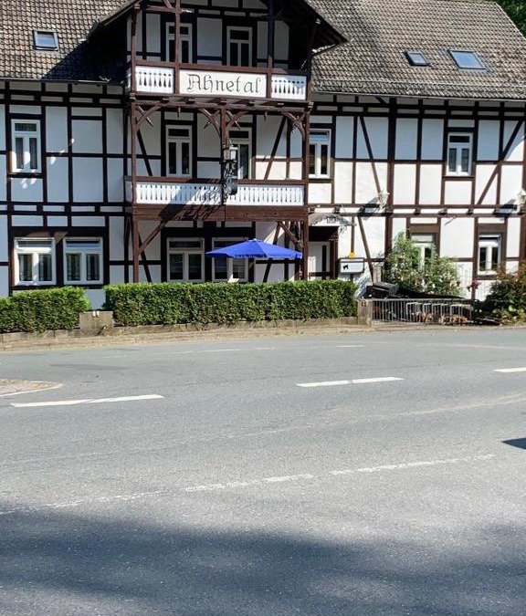 Kassel House | Monteurzimmer Ahnetal Zweibettzimmer Einzelzimmer mit eigenem Bad