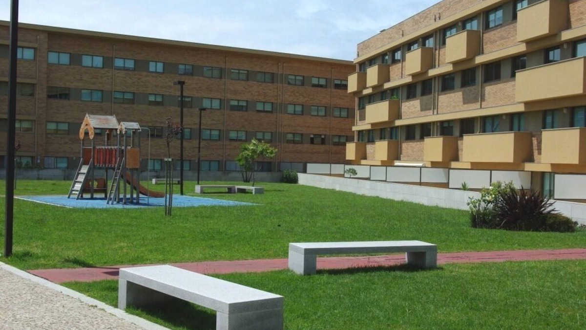 Povoa De Varzim Apartment | Montgeron Park Apartment - Sea, Sun, Nature and History