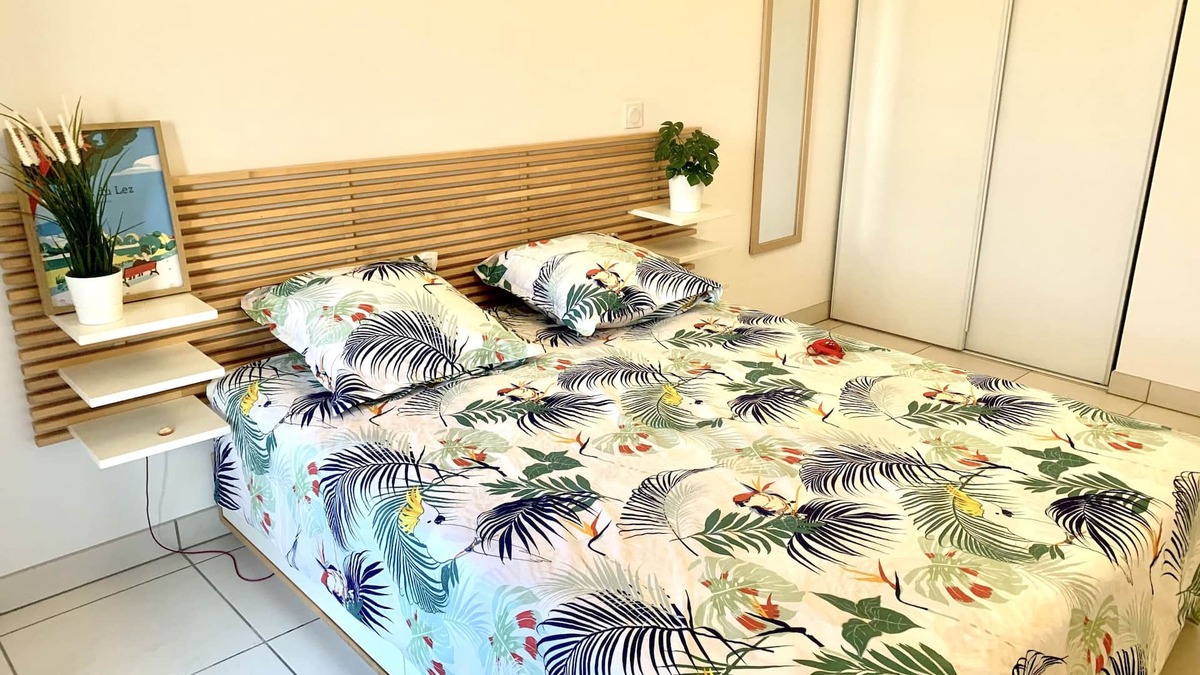 Port Marianne Apartment | Montpellier Port Marianne T2 (47m² + 31m² terrace)