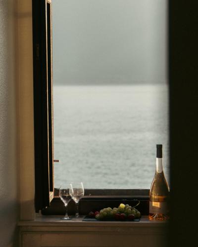 Montreux City Centre Apartment | Montreux Riviera Suite Waterfront 3 Bedrooms Private Parking