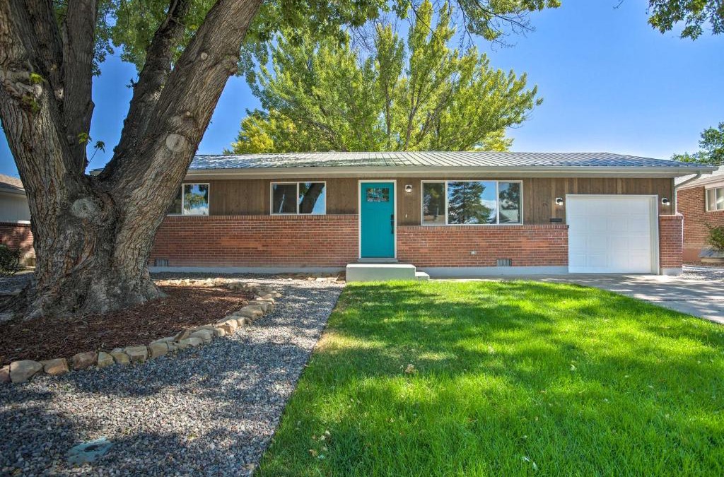 Montrose House | Montrose Adventure Base Near Skiing and San Juans!