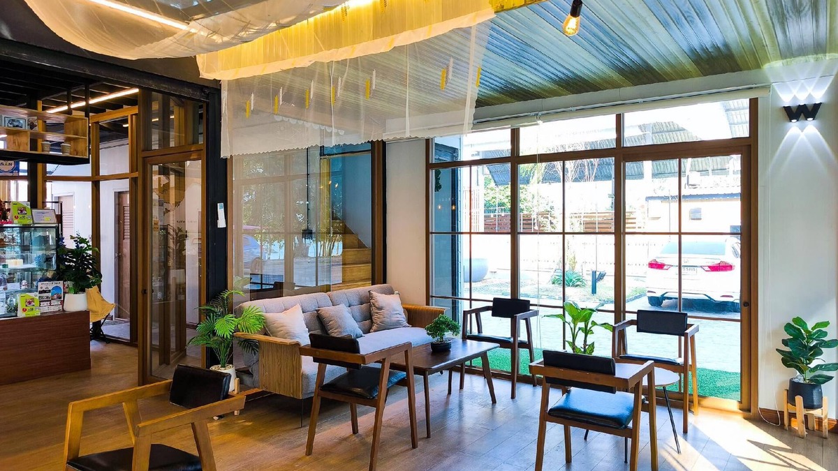 Noen Phra House | Moon in 9 haus Cafe & Villas