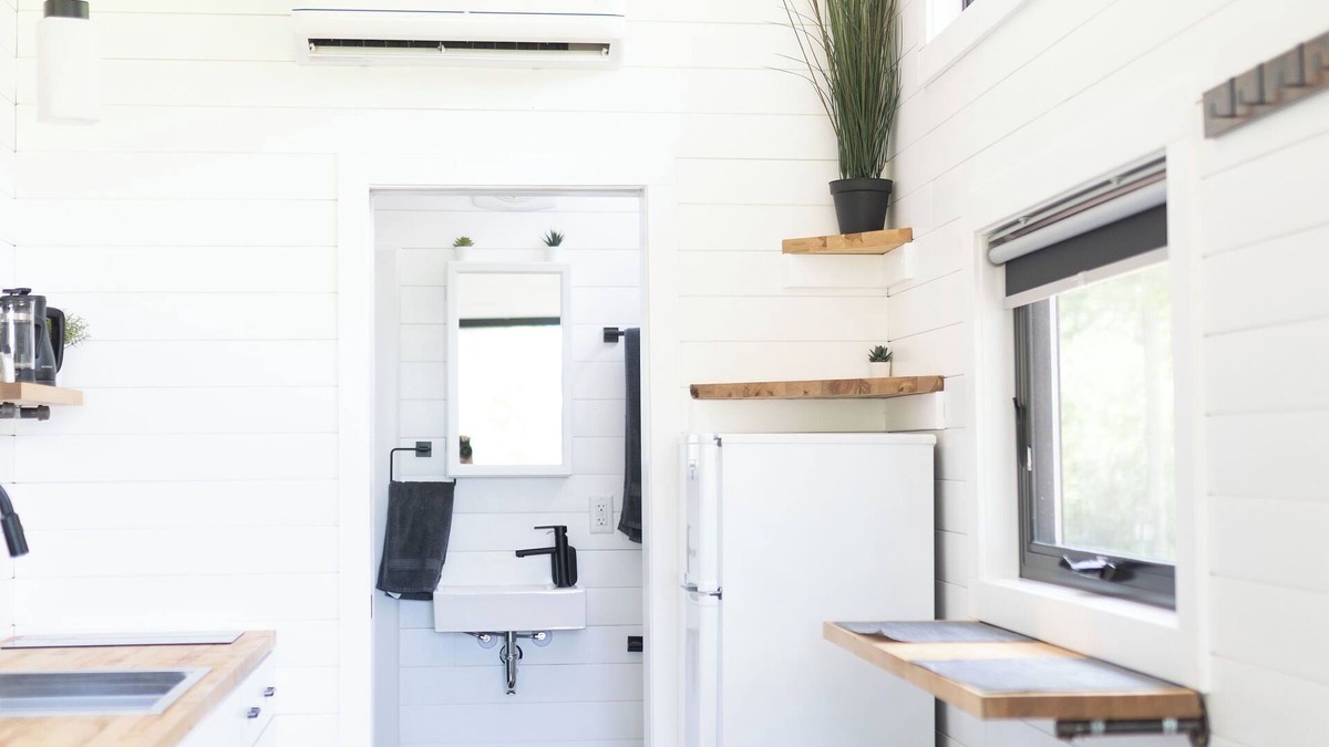 Merrill Cabin | Moonbase Tiny Home - Titan