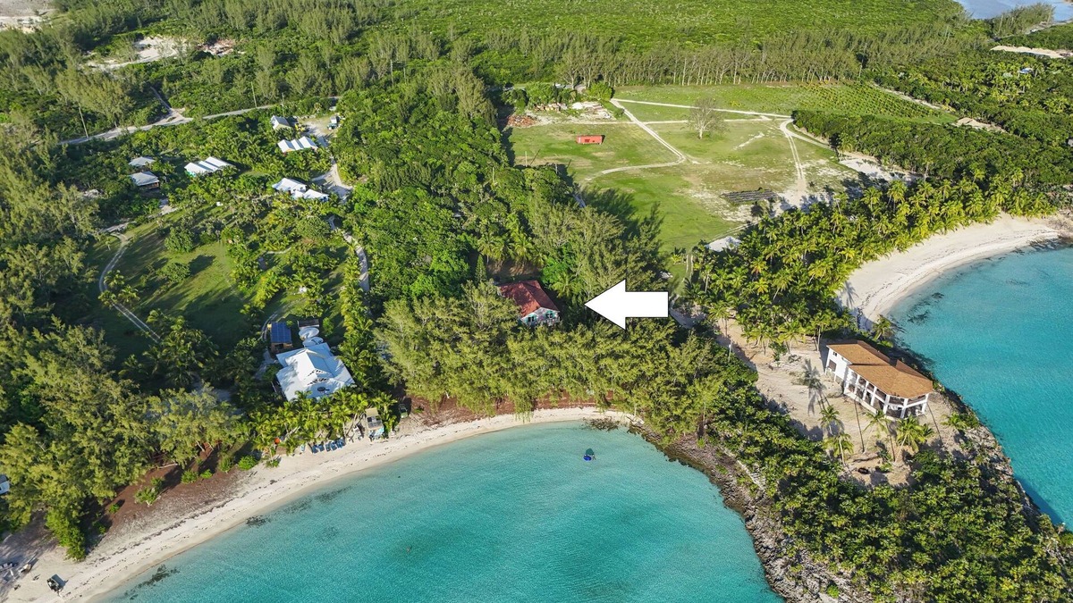 Gregory Town House | Moonflower on Beautiful Gaulding Cay Beach: Summer/Fall Special!