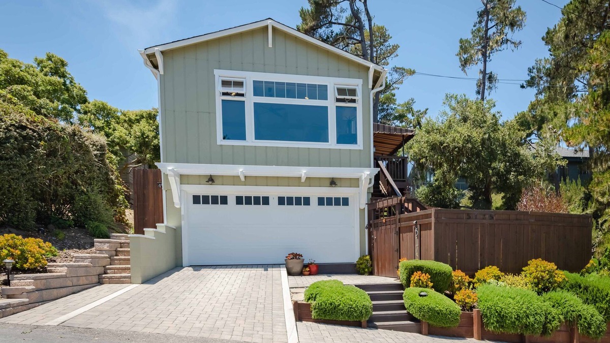 Park Hill House | Moonglow Cottage - Luxe Ranch close to Moonstone Beach
