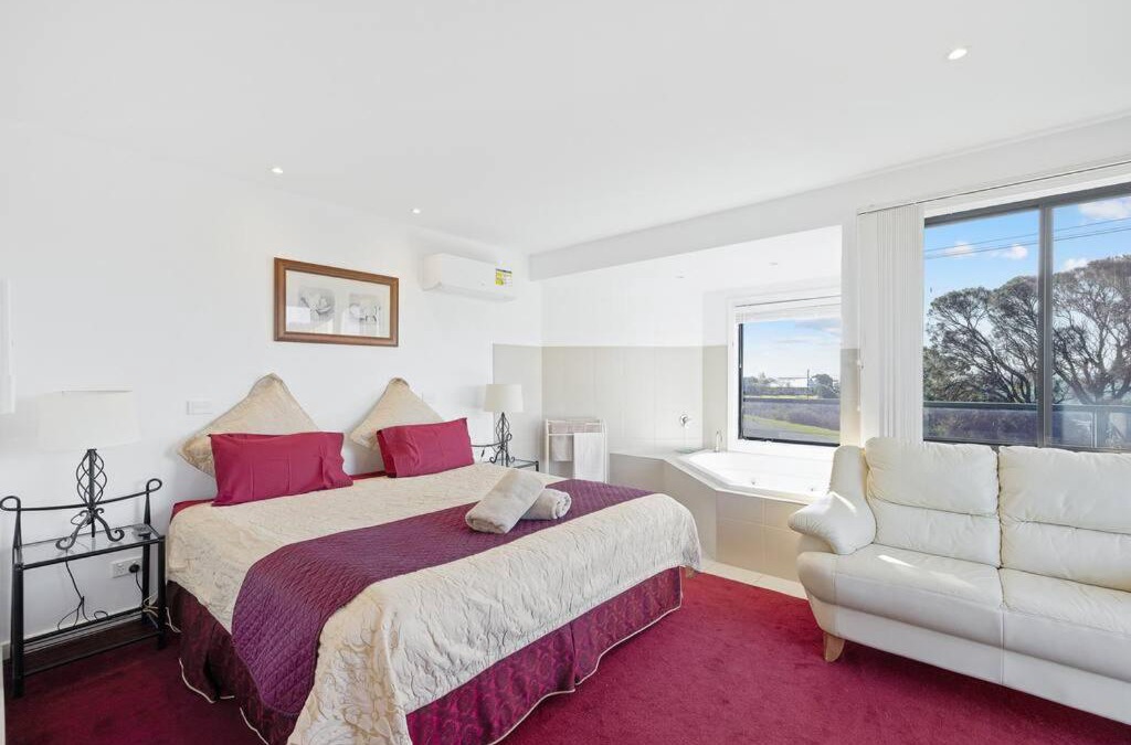 Newhaven Apartment | Moonlight Bay - Apt 2