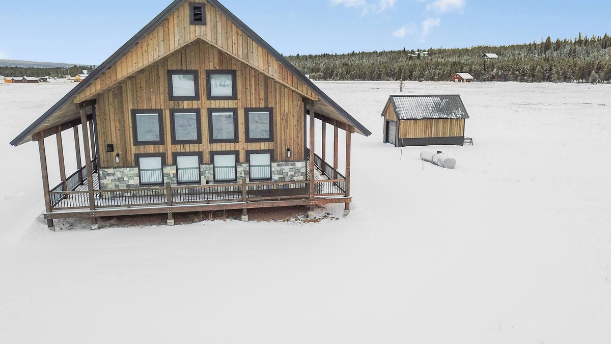 Island Park Cabin | Moonlight Meadows+AC+Hotub+WiFi+20mintoYellowstone