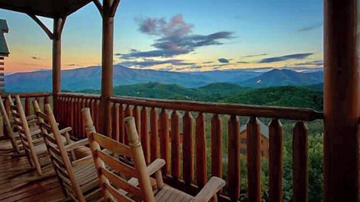 Gatlinburg - Pigeon Forge Cabin | Moonlit Mountain Top | Views, Hot Tub, Game Room, Sleeps 8!