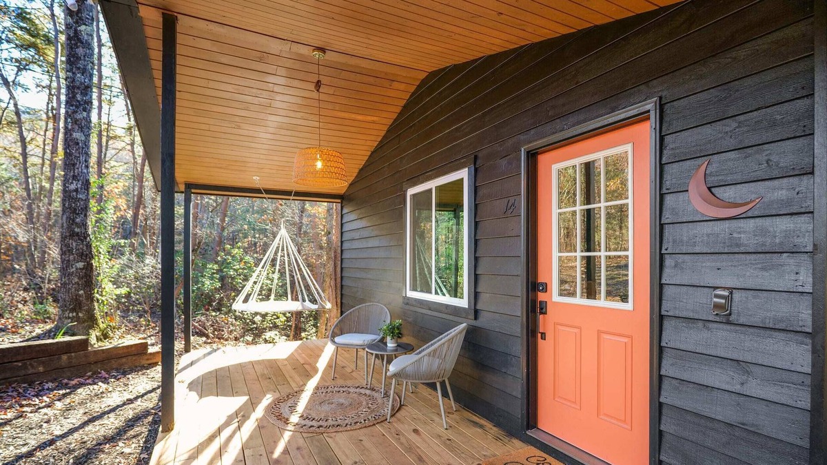 Ellijay Cabin | Moonrise Retreat with Spa, Fire Pit, 8 min to Town