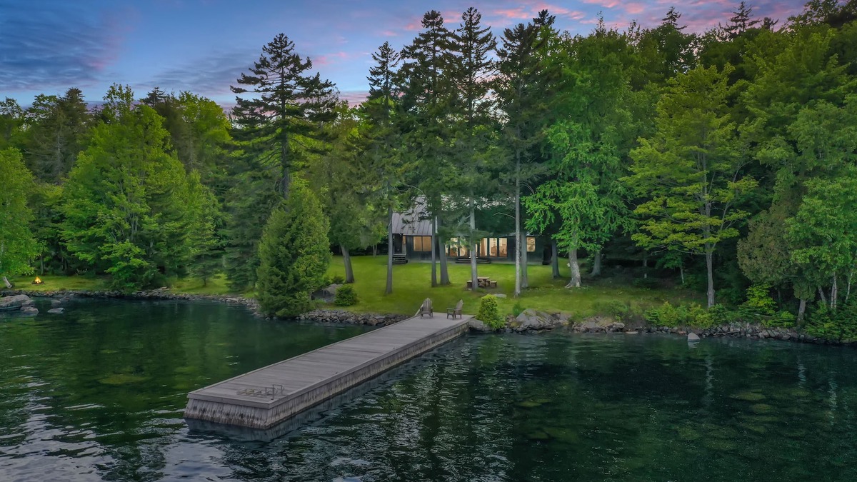Greenville Junction House | Moose Bay Lookout (Waterfront on Moosehead Lake!)