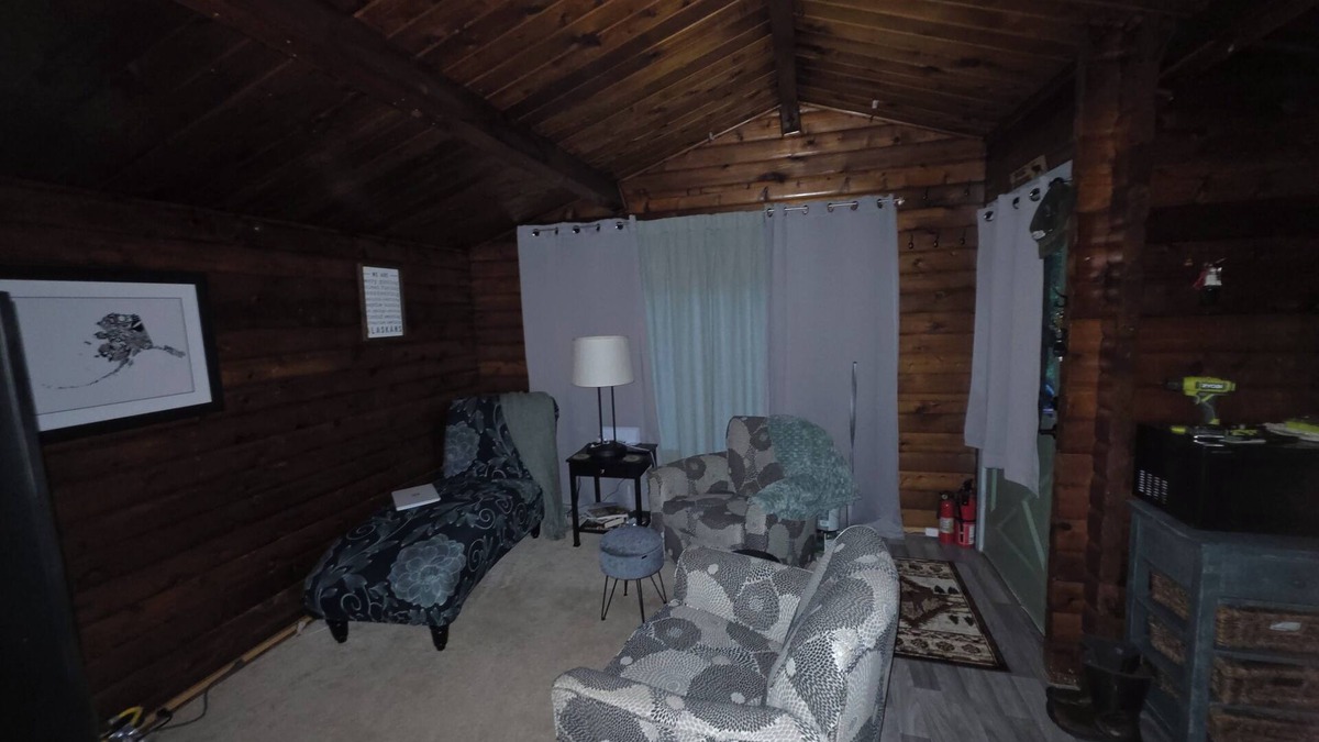 Ridgeway Apartment | Moose Cabin Inn is a cozy 1 bedroom/1 bathroom cabin style apartment.nKenai, AK