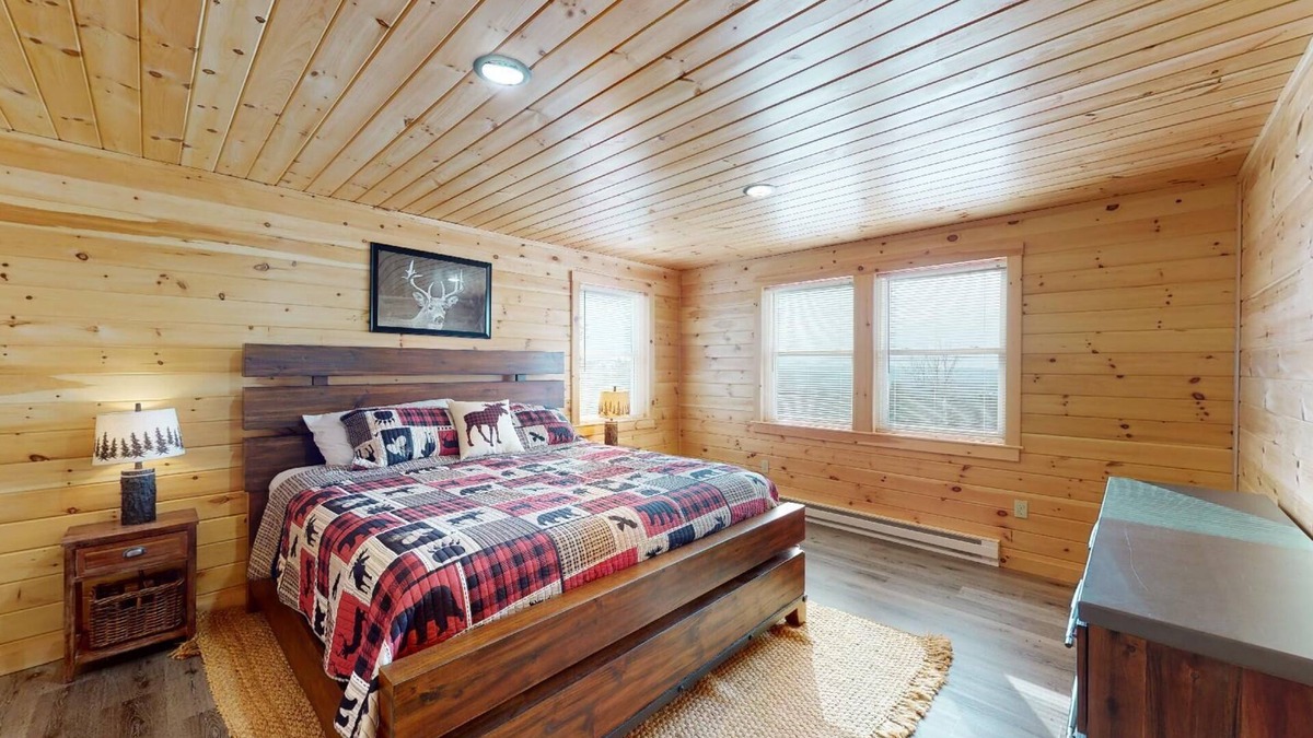 Shirley Mills House | Moosehead State of Mind (Direct ATV/Snowmobile Access)