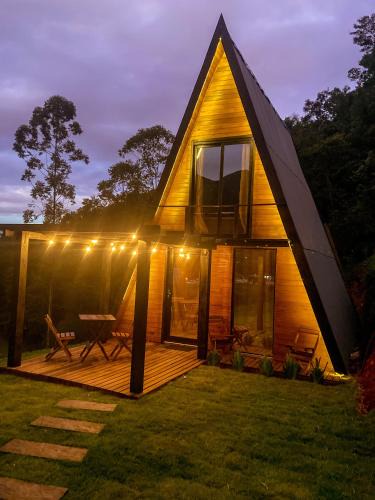 Praia Grande Ski Chalet | Morada do Corujão - Aconchego