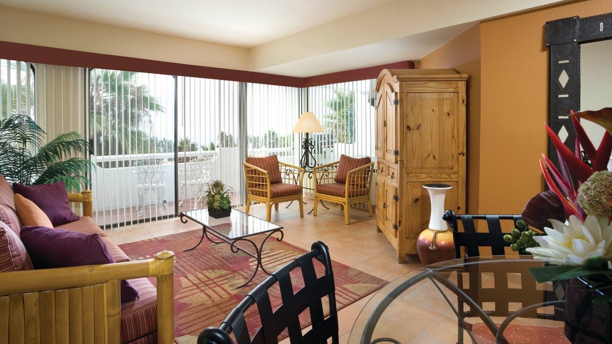 La Paloma Resort | More fun than you can do with so little time !