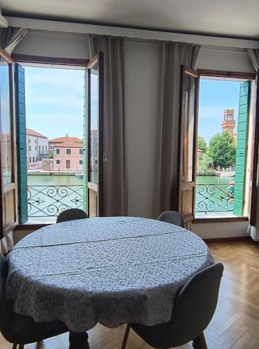 Longa Apartment | Moretti flat Canal View