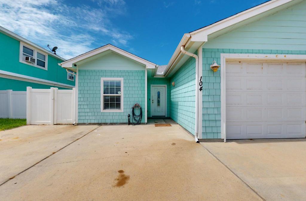 Safe Harbor House | Morgan Shores