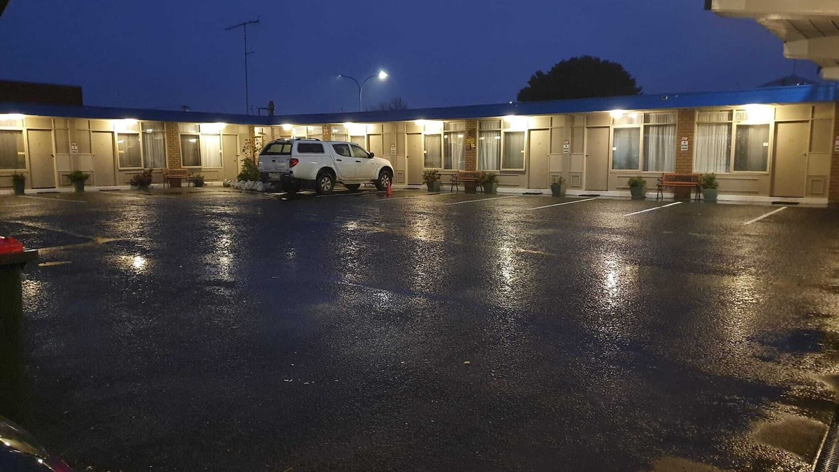 Morwell Hotel | Morwell Parkside Motel