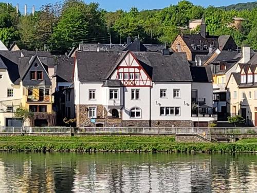 Briedern House | Mosel-Landhaus B&B