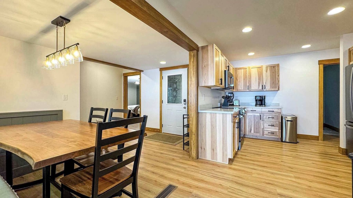 Lac du Flambeau House | Moss Lake Lookout Waterfront Home on LDF Chain