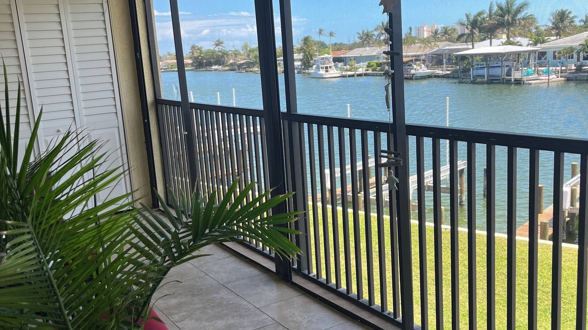 Cocoa Isles Condo | Most beautiful street and area in Cocoa Beach - Private Boat Pier!