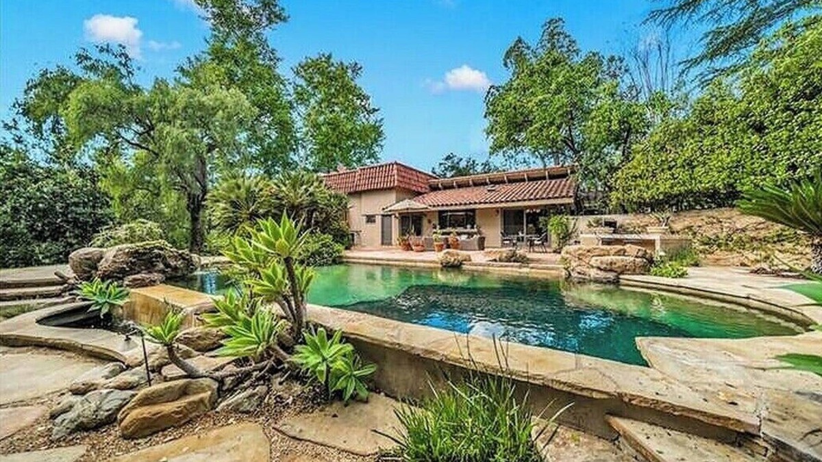 Calabasas House | Most Relaxing Experience in Calabasas