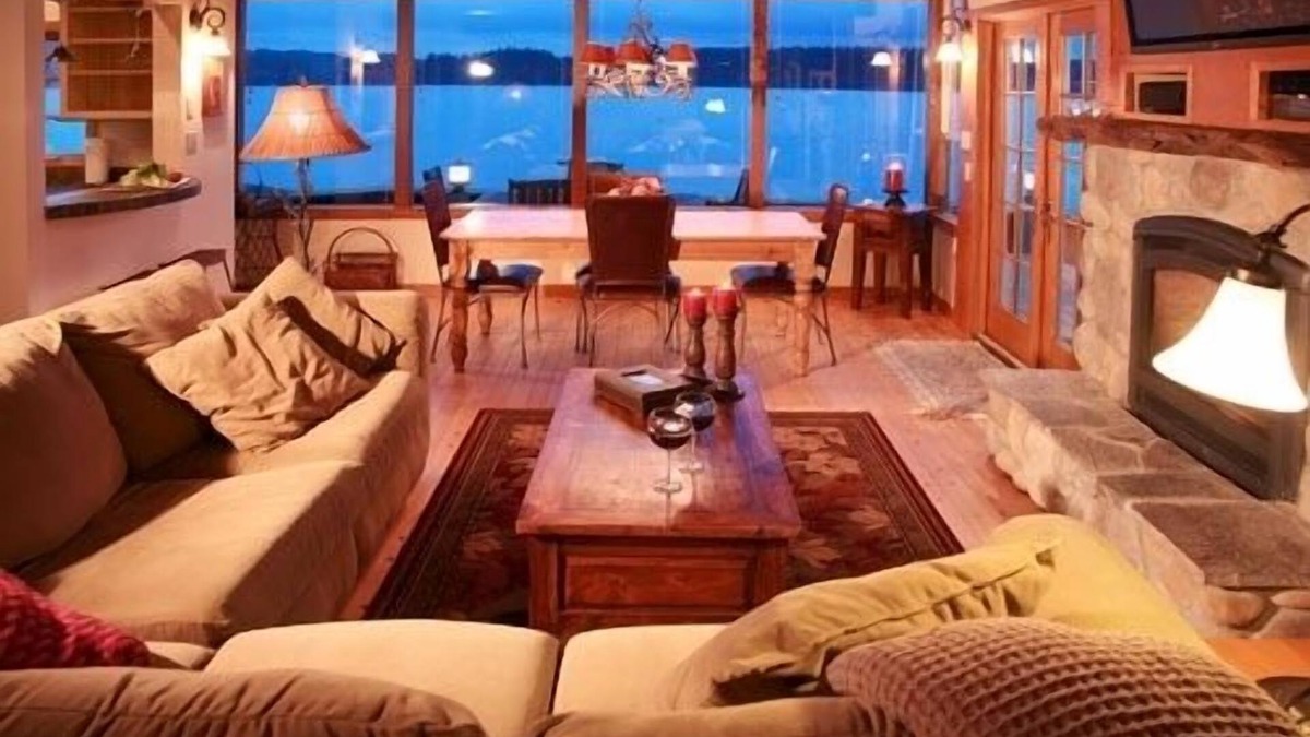 Adelma Beach House | Most Romantic Spot Ever - Beach Hideaway Steps from the Beach