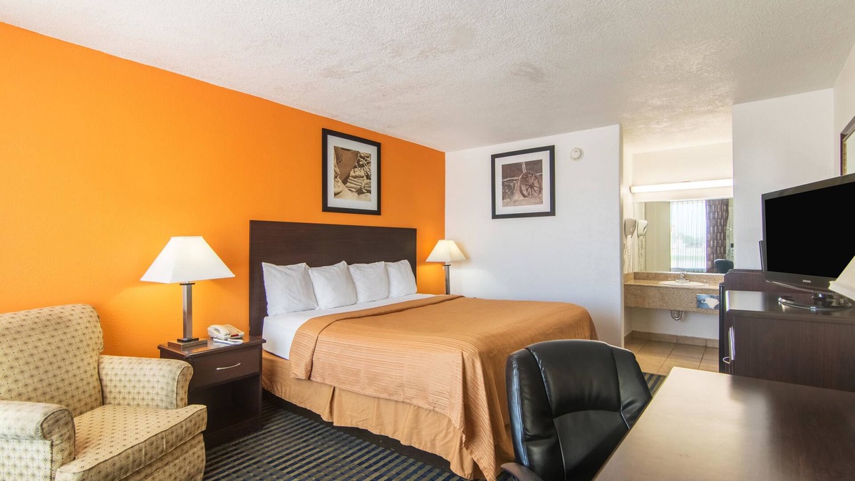 Liberal Hotel | Motel 6 Liberal, KS