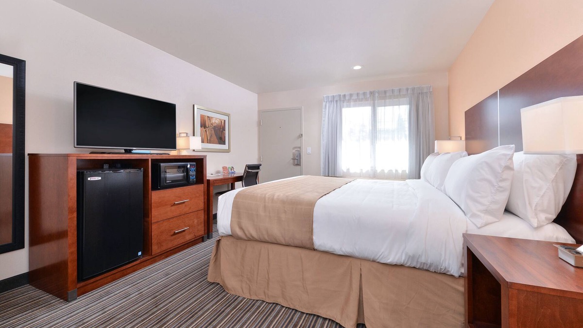 Martinez Hotel | Motel 6 Martinez, CA