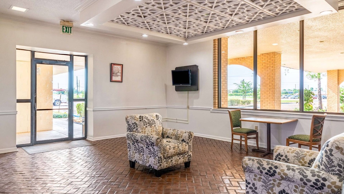 Natchitoches Hotel | Motel 6 Natchitoches, LA