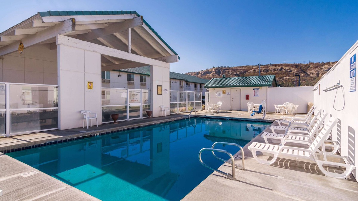 The Dalles Hotel | Motel 6 The Dalles, OR