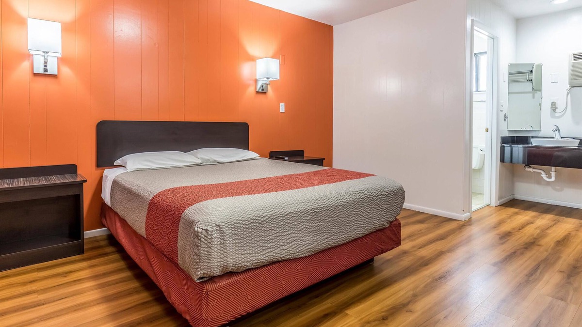 Tremonton Hotel | Motel 6 Tremonton, UT