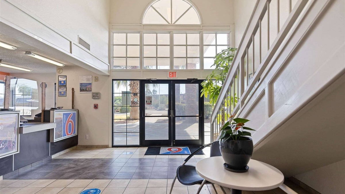 Tucson Hotel | Motel 6 Tucson, AZ - North