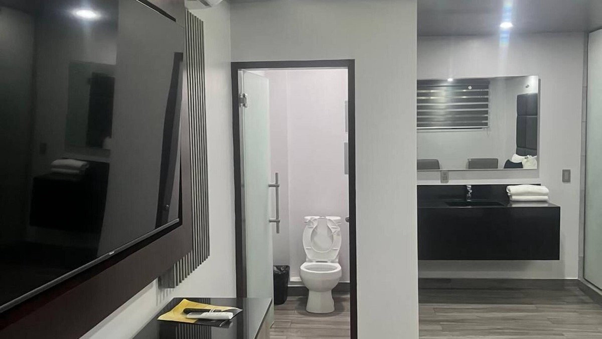Rosarito Hotel | MOTEL DUBAI