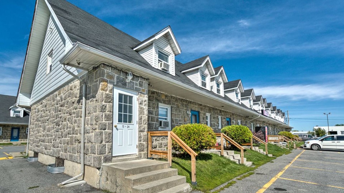 Salaberry De Valleyfield Hotel | Motel Grande ile
