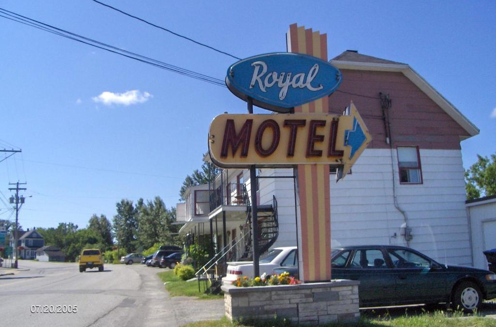 Cabano Hotel | Motel Royal