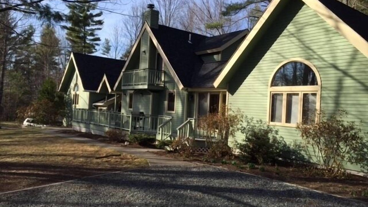 Moultonborough House | Moultonborough 4BR,2400SF,Suissevale,3 Bath, 1/2 ml-Beach, 3 ml Castle in Clouds