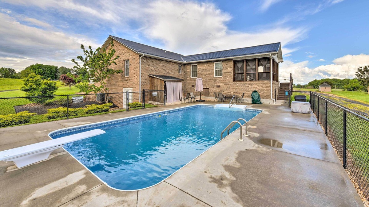 Mount Airy House | Mount Airy Haven w/ Outdoor Pool & Country Views!
