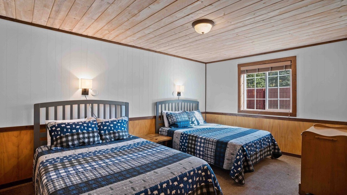 Almont House | Mountain Adventure Base: Fish, Hike, Raft & Ride from Riverside Cabins
