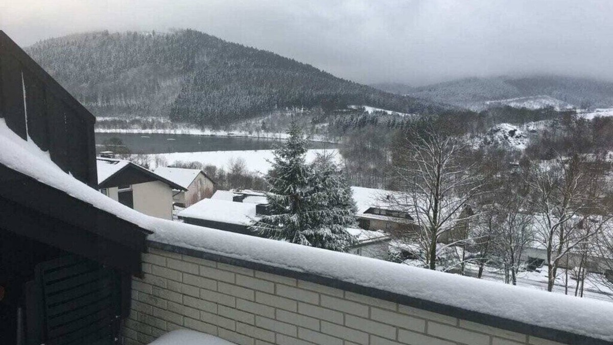 Niedersfeld House | Mountain and lake views