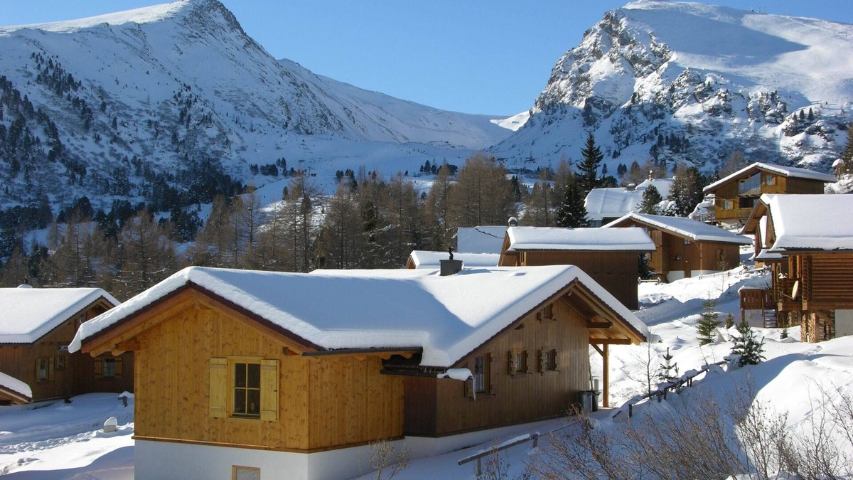 Reichenau Ski Chalet | Mountain cabin for summer and winter vacation (family ski resort)