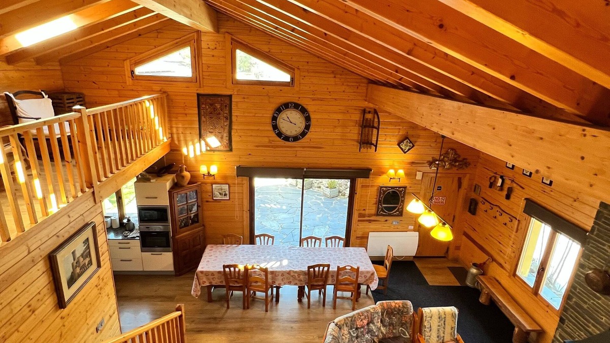 Formigueres House | Mountain chalet next ski station.