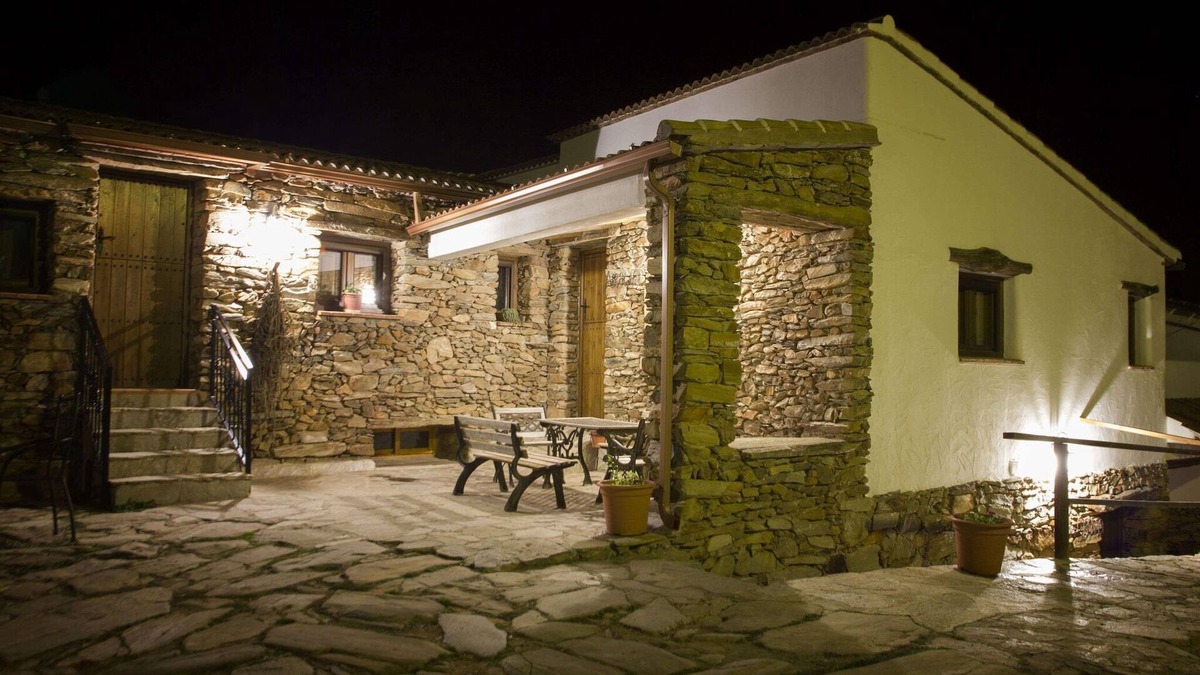 Laroya House | Mountain Getaway in Laroya